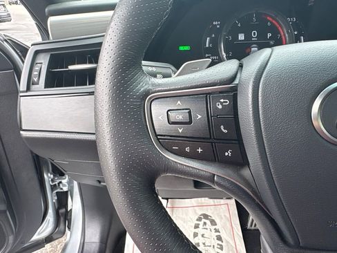 Used 2023 Lexus ES 300h F Sport FWD image 18