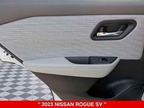 Certified 2023 Nissan Rogue SV AWD/4WD image 30