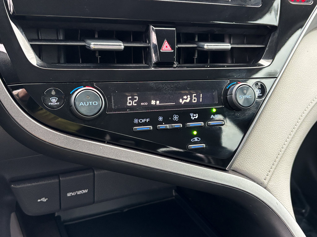 Used 2022 Toyota Camry LE FWD image 21