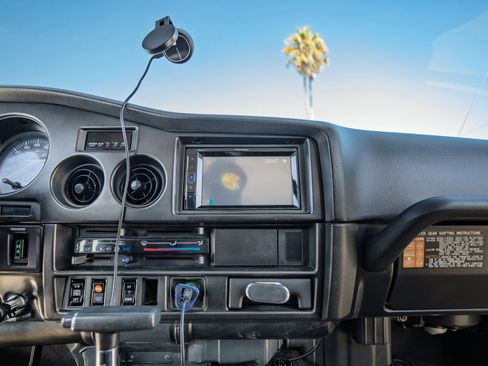 Used 1990 Toyota Land Cruiser AWD/4WD image 33