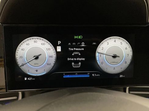 New 2026 Hyundai Elantra Limited image 18