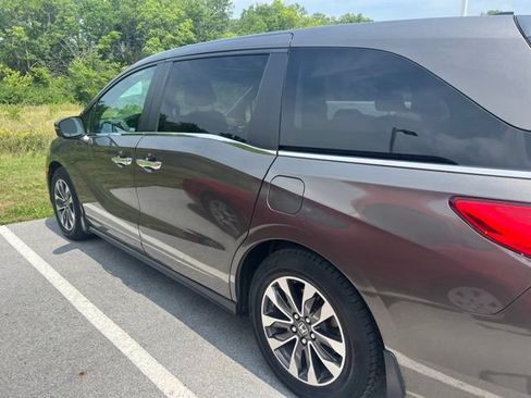 Used 2021 Honda Odyssey EX-L image 10