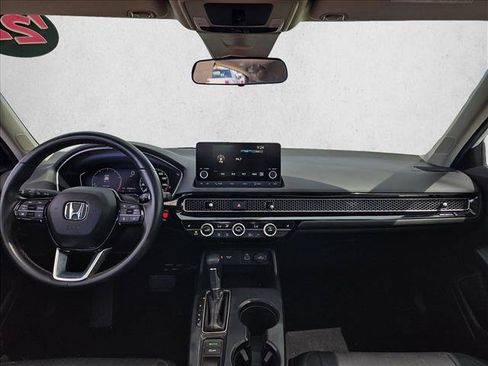 Used 2024 Honda Civic EX-L image 17