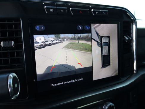 Used 2023 Ford F250 Lariat w/ Tremor Off-Road Package image 23