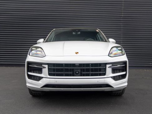 Used 2026 Porsche Cayenne S AWD/4WD image 6