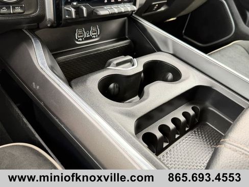 Used 2023 RAM 1500 Laramie AWD/4WD image 32
