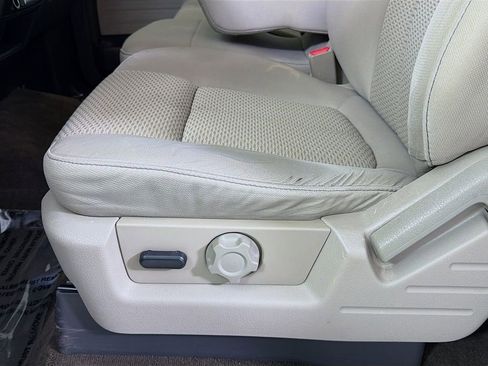 Used 2010 Ford F150 XLT image 19