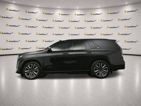 Used 2022 Cadillac Escalade Sport w/ Touring Package AWD/4WD image 48