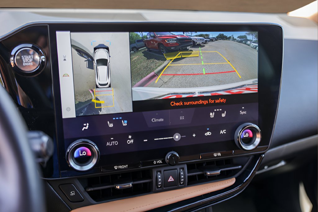 Used 2022 Lexus NX 350 AWD w/ Vision Package image 17