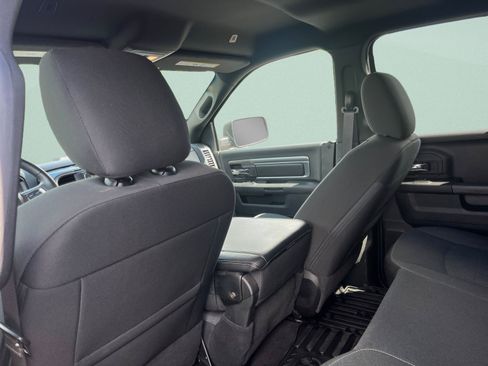 Used 2021 RAM 1500 Classic Warlock AWD/4WD image 23