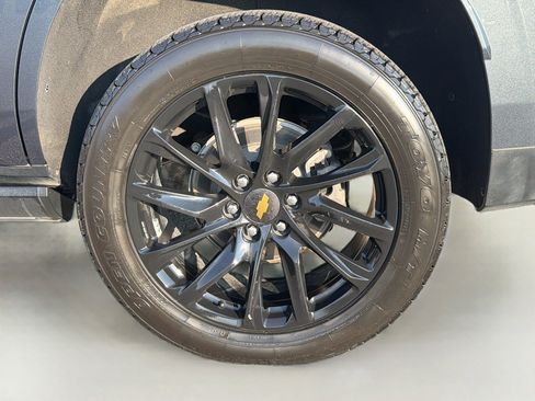 Used 2021 Chevrolet Tahoe High Country w/ Premium Package AWD/4WD image 34