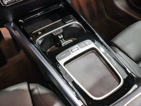 Certified 2026 Mercedes-Benz GLB 250 image 22