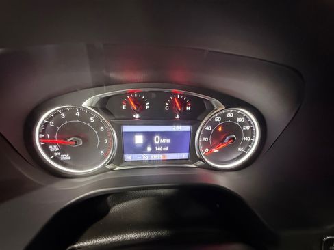 Used 2023 GMC Acadia SLT image 10