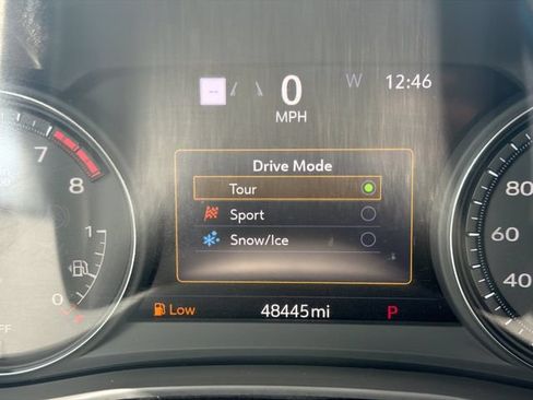 Used 2023 Cadillac XT5 Premium Luxury w/ Technology Package FWD image 30