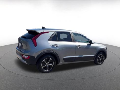 Used 2026 Kia Niro LX FWD image 14