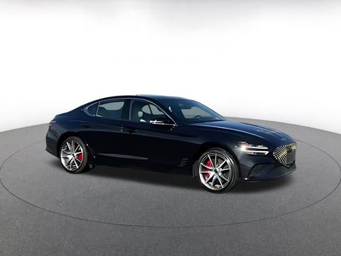 Used 2025 Genesis G70 2.5T AWD/4WD image 9