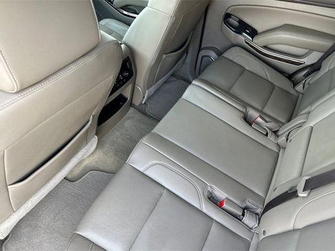Used 2018 GMC Yukon SLT w/ Open Road Package image 13
