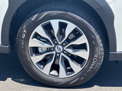 Certified 2025 Subaru Outback Limited AWD/4WD image 31