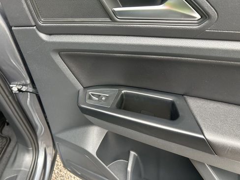 Used 2021 Volkswagen Atlas SE image 25