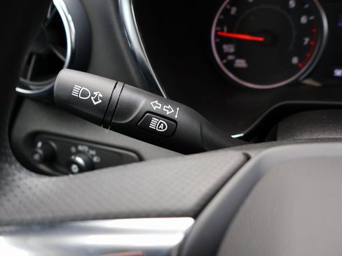 New 2025 Chevrolet Blazer LT w/ LPO, Black Sport Package image 17