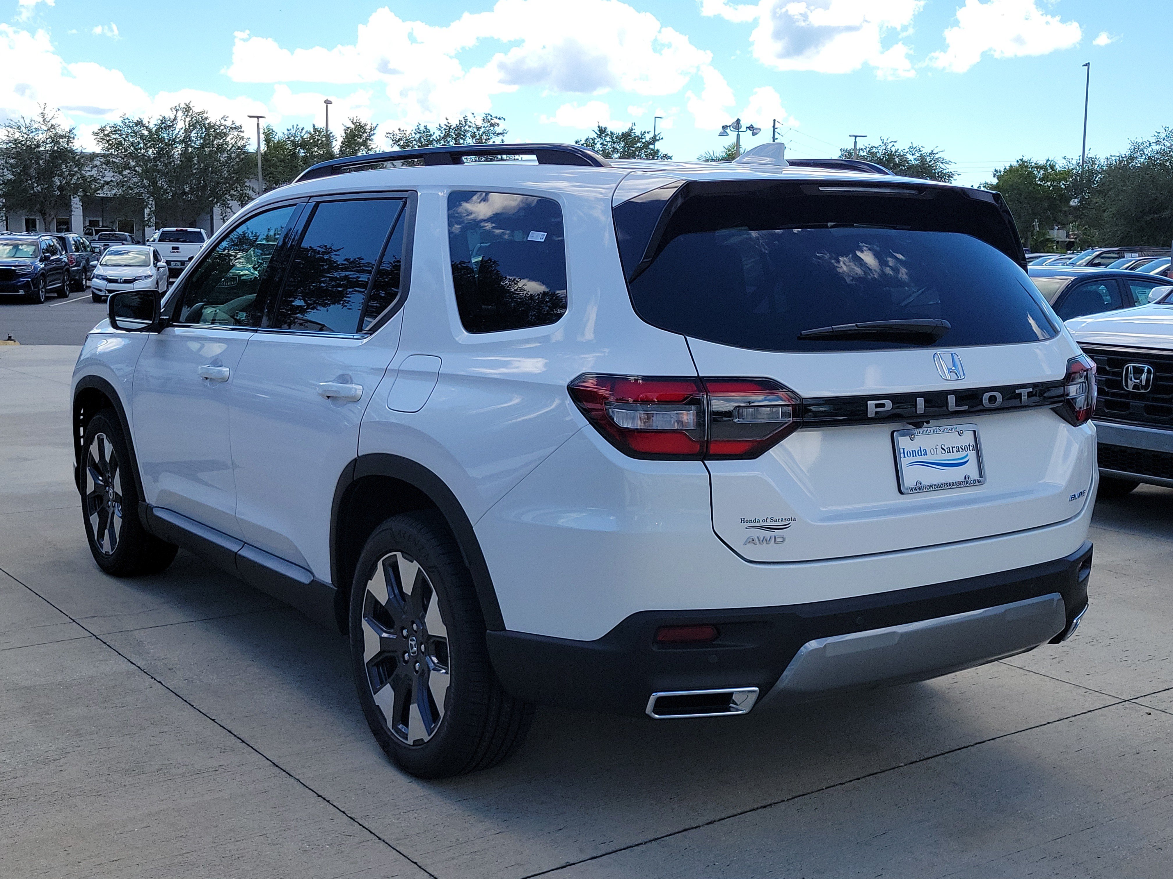New 2026 Honda Pilot Elite image 6