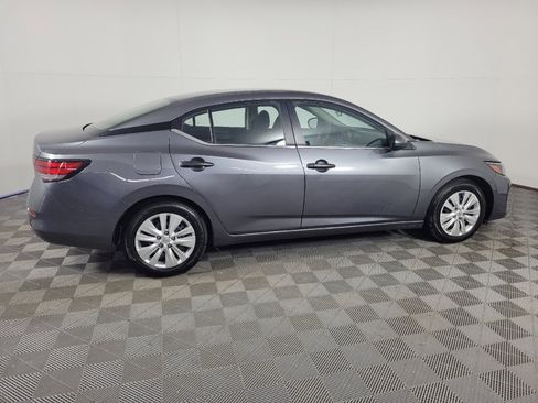 Used 2025 Nissan Sentra S FWD image 10