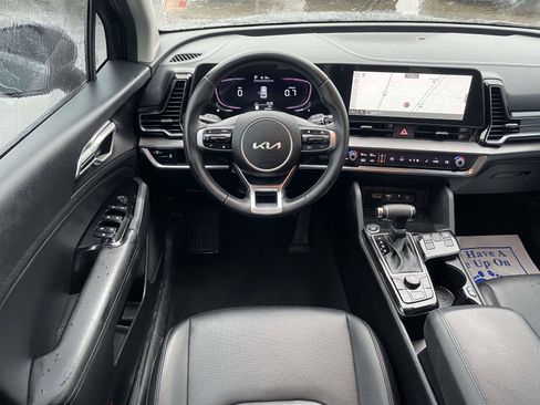 Used 2023 Kia Sportage EX image 10