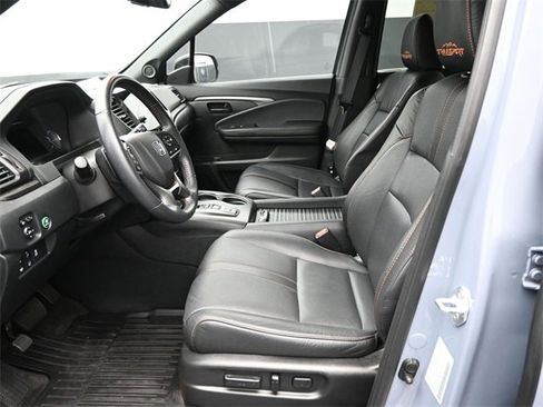 Used 2023 Honda Passport TrailSport image 21
