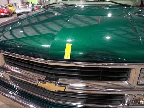 Used 1997 Chevrolet Silverado 1500 2WD Regular Cab w/ Convenience Group image 24