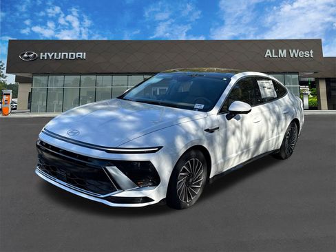 New 2026 Hyundai Sonata Limited FWD image 1