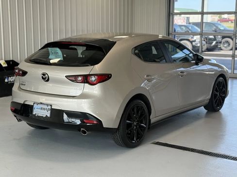 Used 2024 MAZDA MAZDA3 s FWD image 3