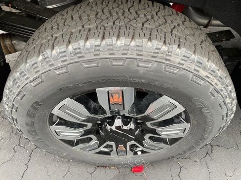 New 2025 GMC Sierra 2500 Denali w/ Denali Reserve Package image 29