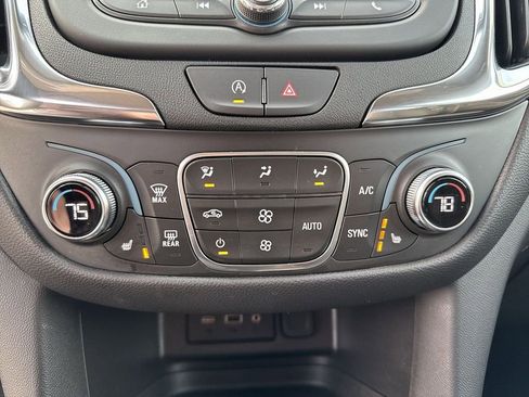 Certified 2024 Chevrolet Equinox LT image 17