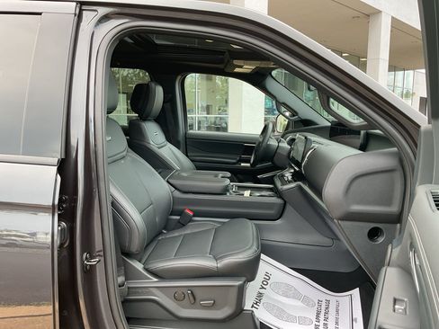 New 2026 Ford Expedition Max Platinum w/ Stealth Appearance Package AWD/4WD image 59
