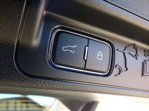 New 2026 Ford Explorer Active image 12