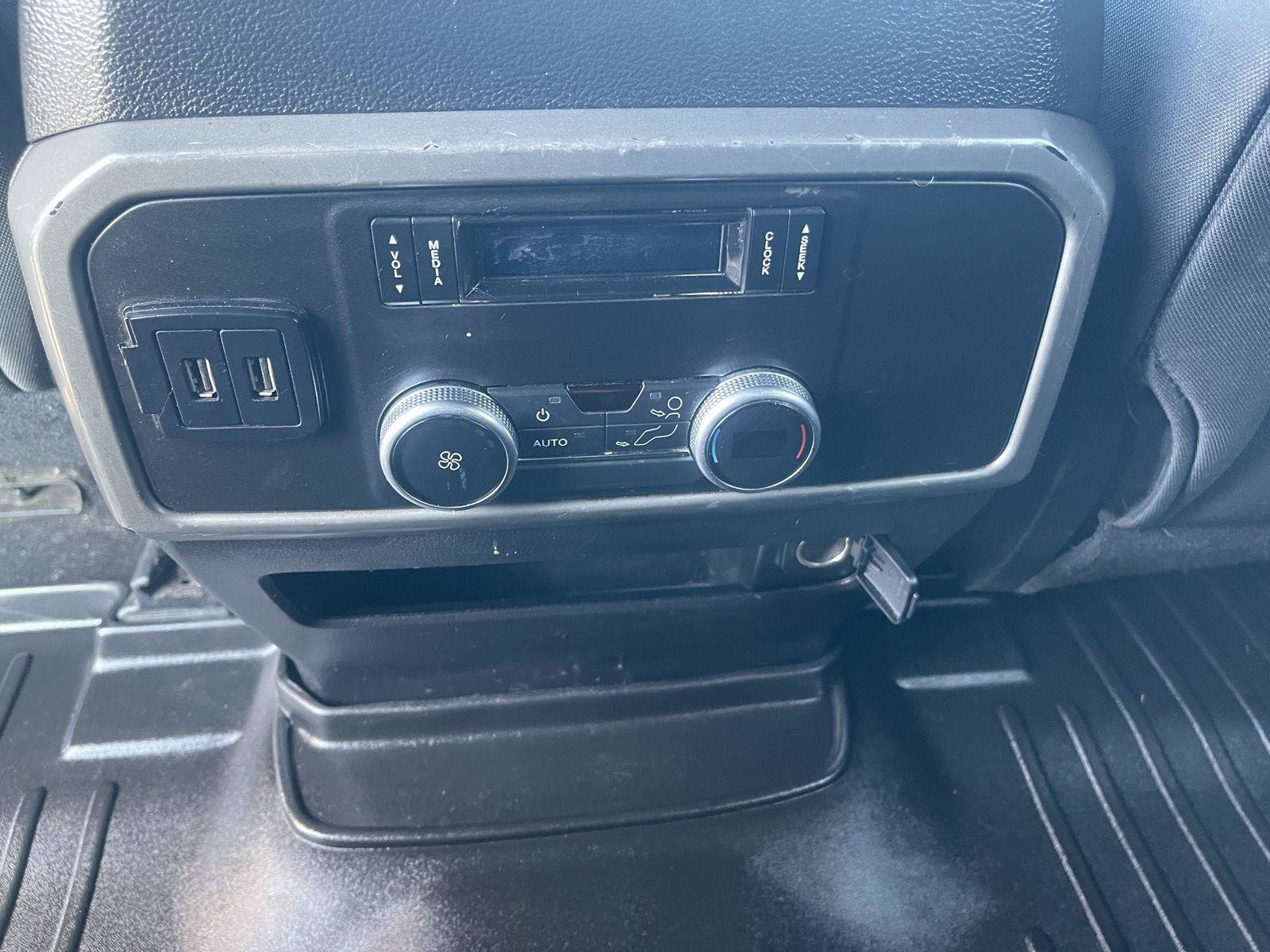 Used 2019 Ford Expedition Max XLT AWD/4WD image 12