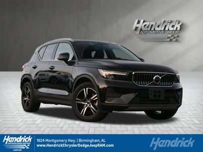 Used 2025 Volvo XC40 B5 Core