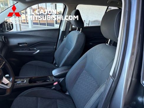Used 2024 Nissan Kicks SV image 10