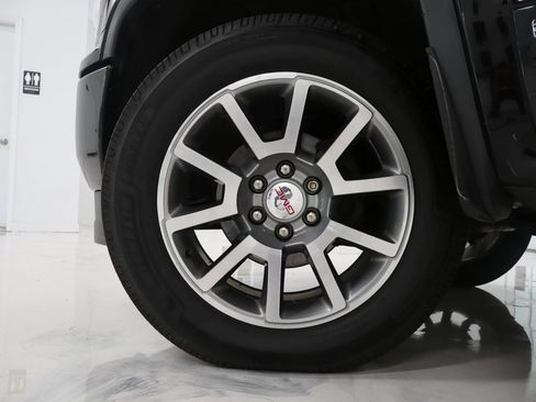 Used 2016 GMC Sierra 1500 Denali w/ Enhanced Driver Alert Package AWD/4WD image 13
