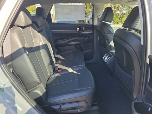 New 2026 Kia Sorento S image 12