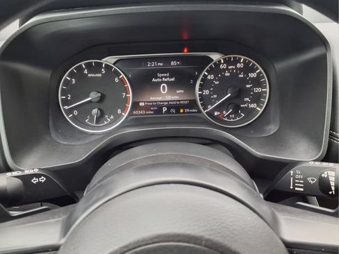 Used 2024 Nissan Rogue S AWD/4WD image 19