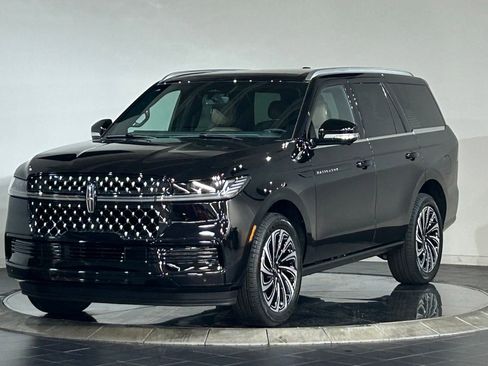 New 2026 Lincoln Navigator Black Label AWD/4WD image 4