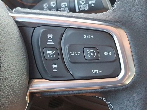 New 2025 Jeep Wrangler Sahara w/ Technology Group image 23