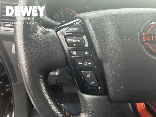 Used 2023 Nissan Frontier PRO-4X w/ Pro Convenience Package AWD/4WD image 17
