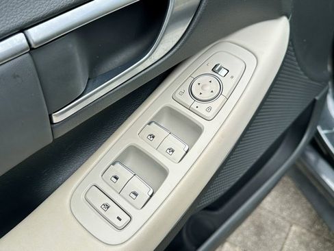 Used 2021 Hyundai Sonata SEL w/ Convenience Package image 11