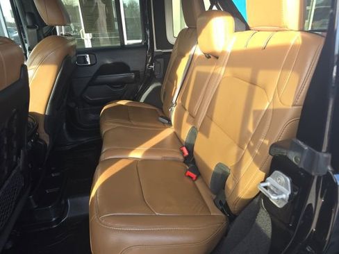 Used 2021 Jeep Wrangler Unlimited Rubicon w/ Dual Top Group image 27