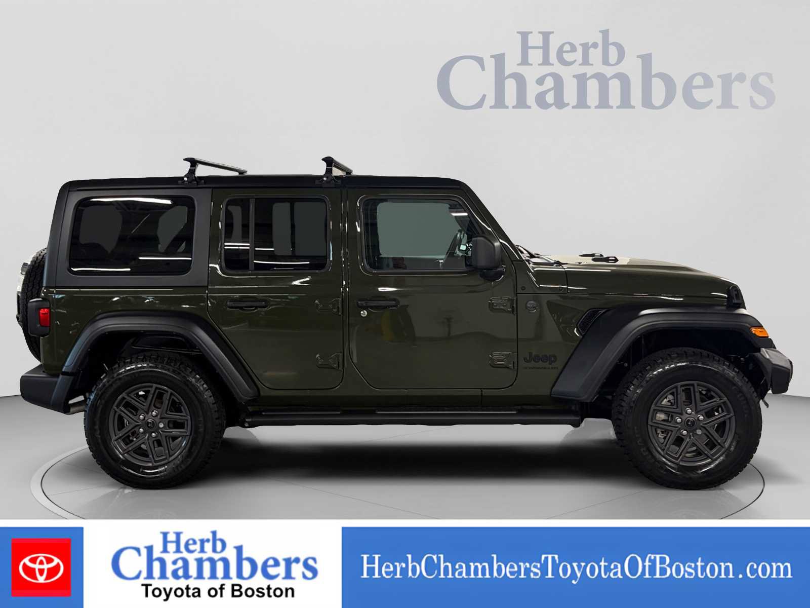 Used 2024 Jeep Wrangler Unlimited Sport AWD/4WD image 12