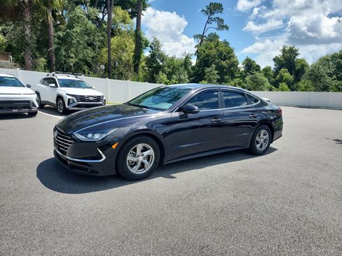 Used 2023 Hyundai Sonata SE FWD image 1