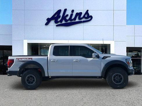Used 2025 Ford F150 Raptor AWD/4WD image 1