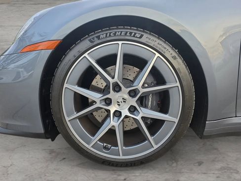 Used 2025 Porsche 911 Carrera T image 9